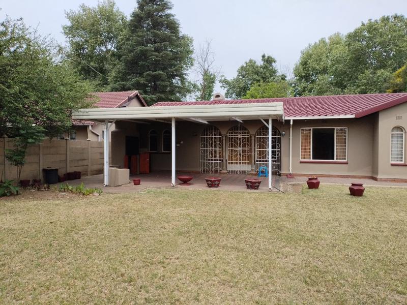 3 Bedroom Property for Sale in Vaalpark Free State